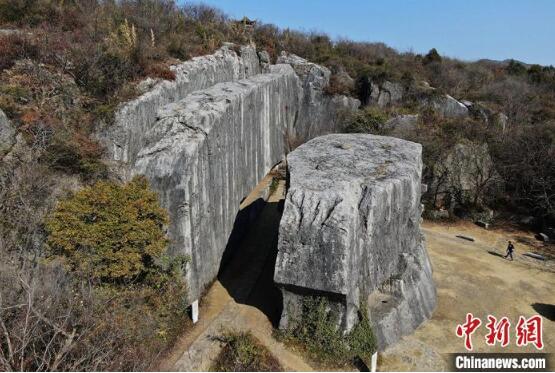 航拍南京阳山碑材 尽显“天下第一碑”雄伟气势