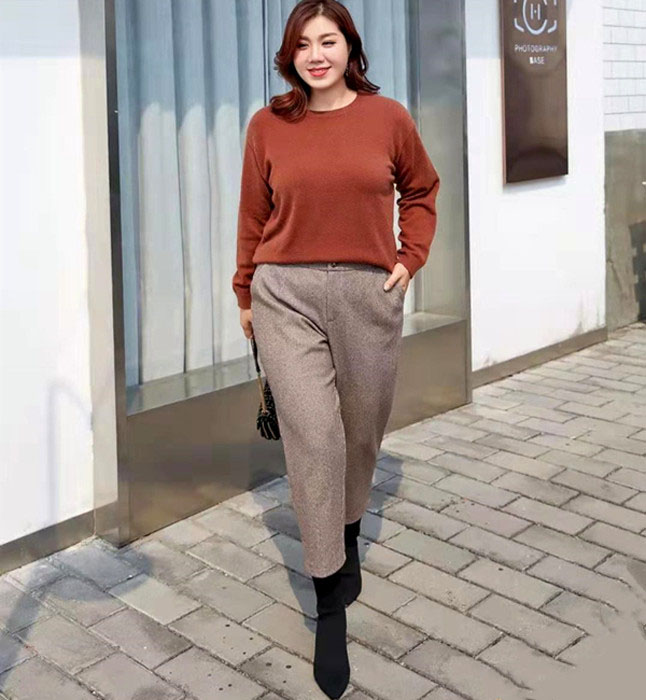 130斤的胖女人穿衣有法留意5种裤装容易臃肿又特别显短