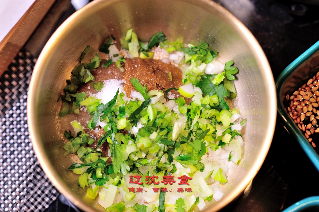 黄金怎么做成炒饭 031e5d3e4ffa4c9fbdb2c6f95134374d.jpeg