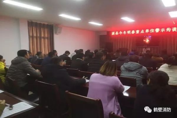 鹤壁各区人口_鹤壁职业技术学院(2)