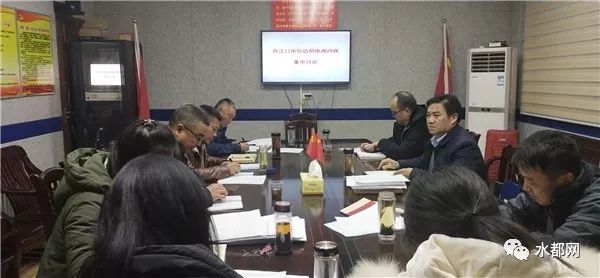 丹江口市委办副主任,市信访局局长孔繁盛说"看了