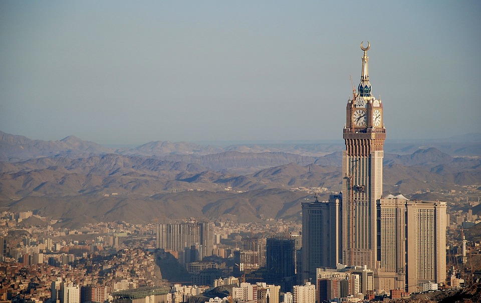 日赚21亿，史上最高IPO，顶15个中石油的沙特阿美真有未来吗？