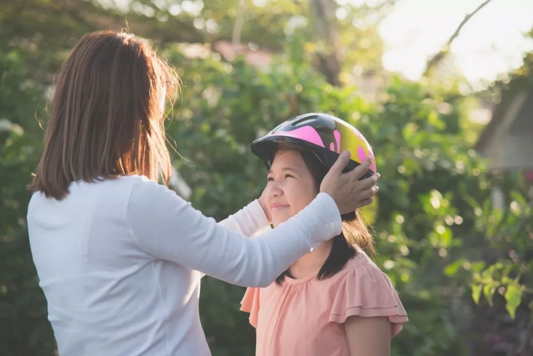 会关心人的孩子,未来不会差_妈妈