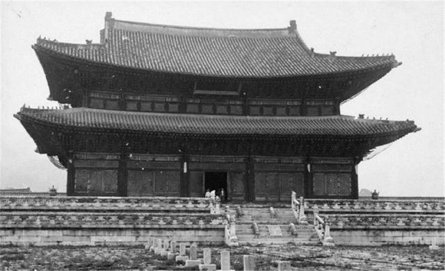 清朝19世纪末经济总量_清朝皇帝