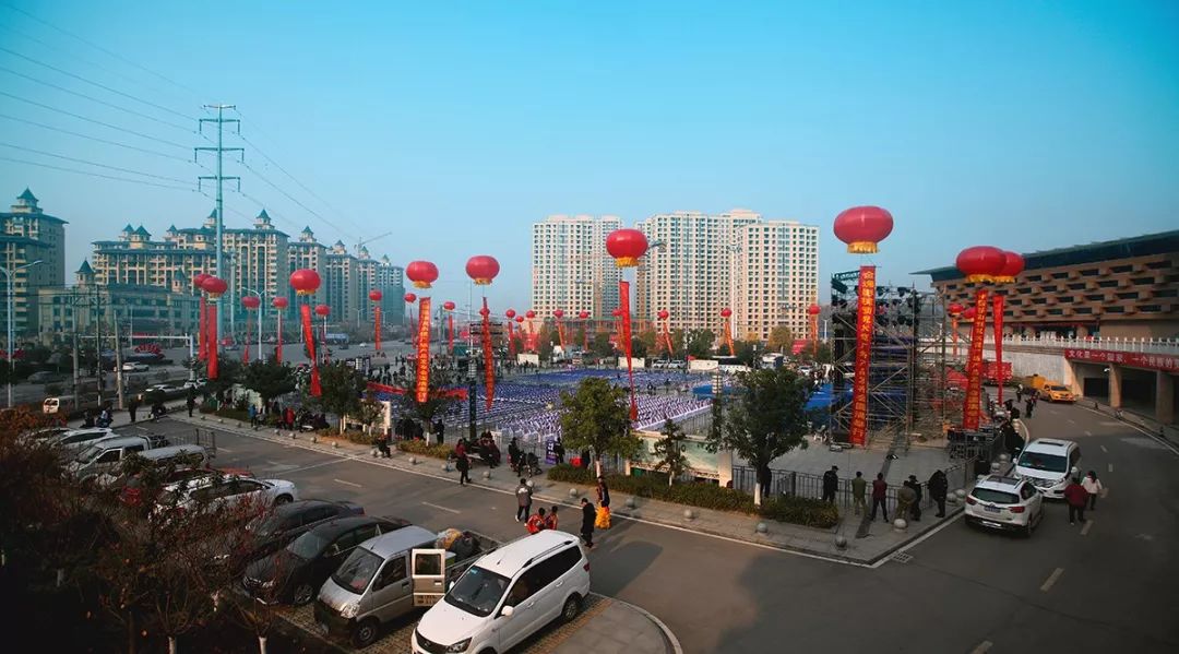 南漳县2013年重点招商引资项目——由闽兴置地投资兴建的水镜广场