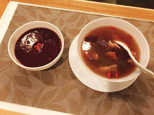 月嫂推荐这5道月子餐食谱,排恶露促下奶,记得收藏