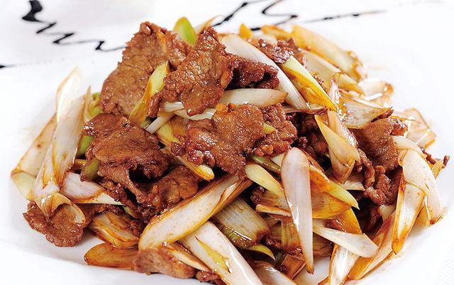 在家怎样做葱爆羊肉 15b893722b4146bf907d542cf6a7e097.jpeg