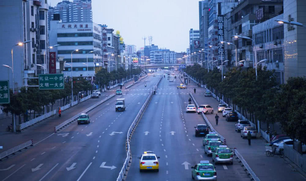 阜阳人口有一千万吗_阜阳露天游泳馆有哪些