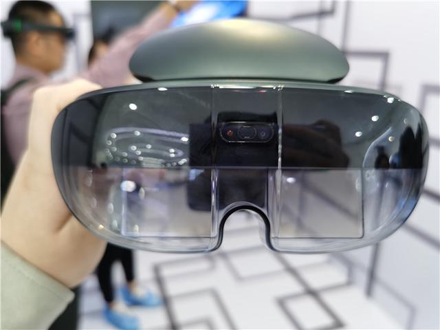 黑科技眼镜透视 3b71ef9e657e431890481e994a718732.jpeg