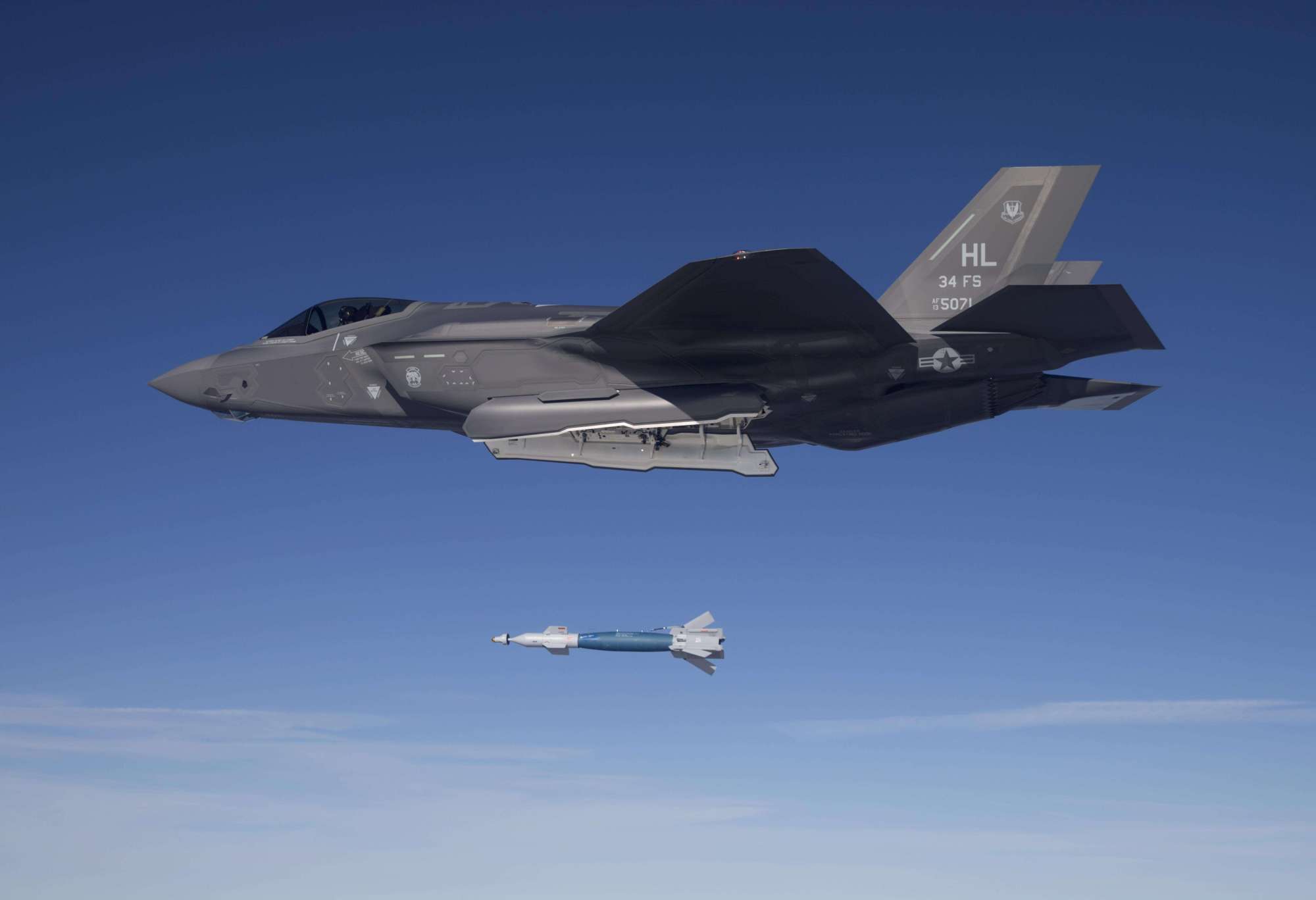 f-35战斗机是哪个国家 3c801f0a6749462681c9eb08ccf32989.jpeg