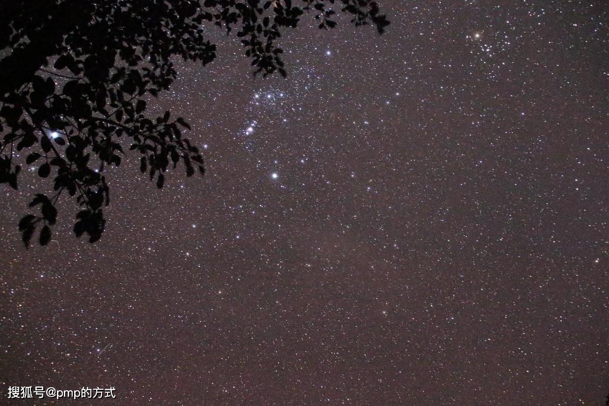 从潭水的晨雾出发,行进在漫天星辰的大山(黑夜到黎明)