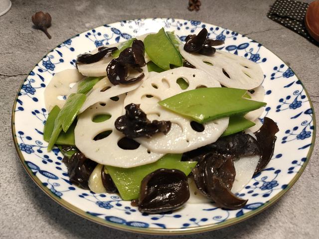 养生小炒用什么食材 7101cabdafa946be80587d239d4b967f.jpeg