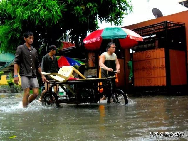 菲律宾人口什么时候超过一亿_菲律宾人口密度图(2)