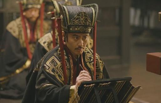 《三国演义》作者将大部分的笔墨都放在描写刘备,曹操和孙权争夺天下