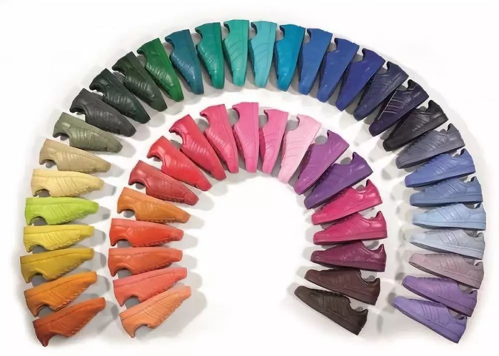 superstar原版是哪个 b98a94c9e9124f69ac4fba81ed1e14f1.jpeg