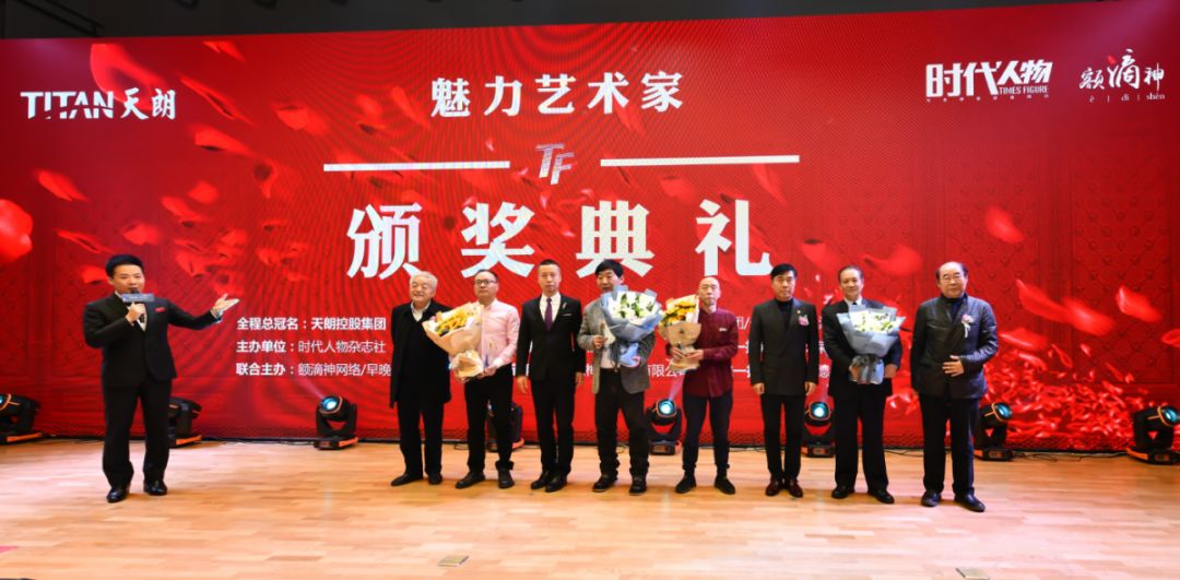 "早晚读书"创始人李国庆签到 作家张抗抗&摄影大师柏雨果 各界