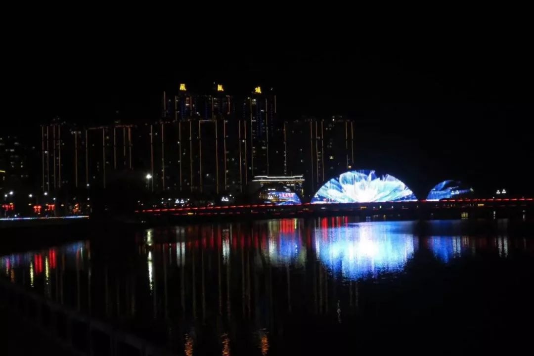 随拍:河婆的夜景.