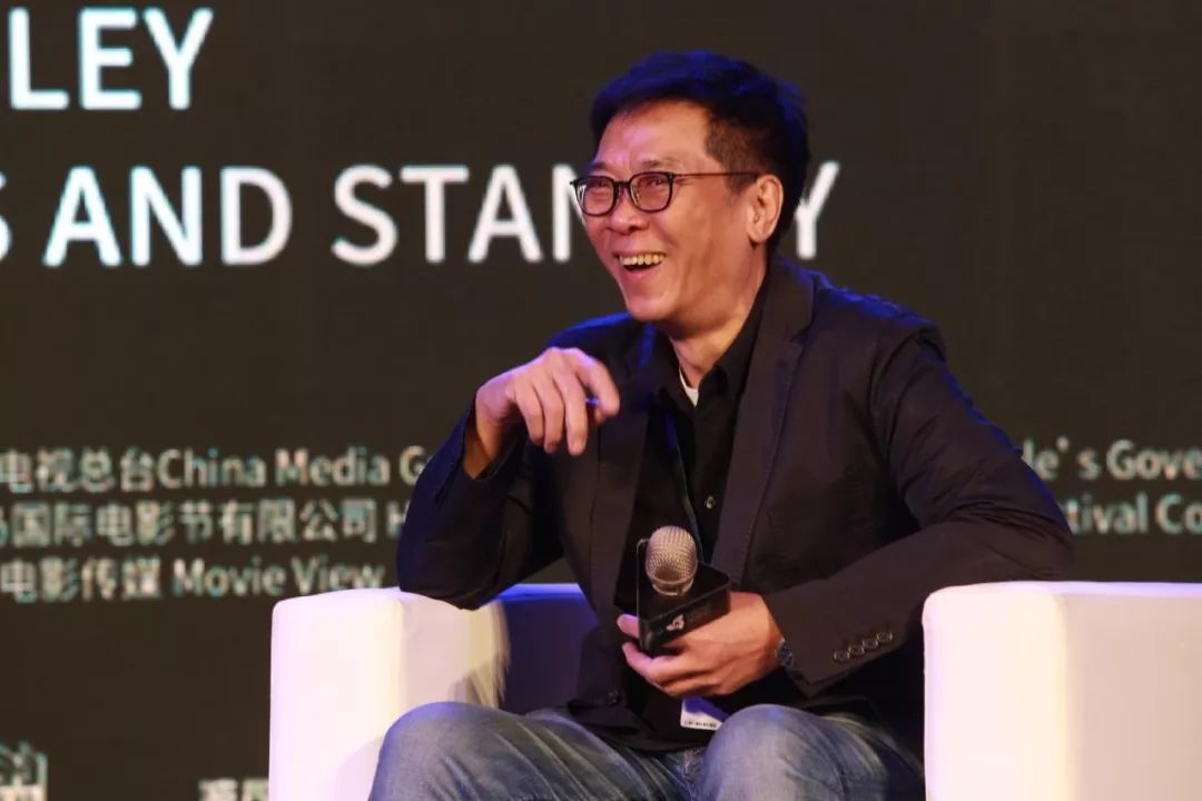 宇》等名片的关锦鹏分享了他的女性创作视角以及他与女演员合作的过往。