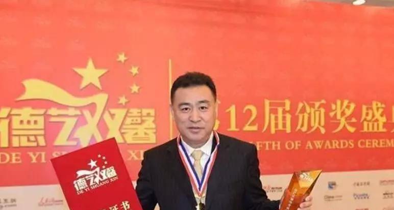 非凡十年央视 129aa96a73ca4ba6a875f4dd9e3bb723.jpeg