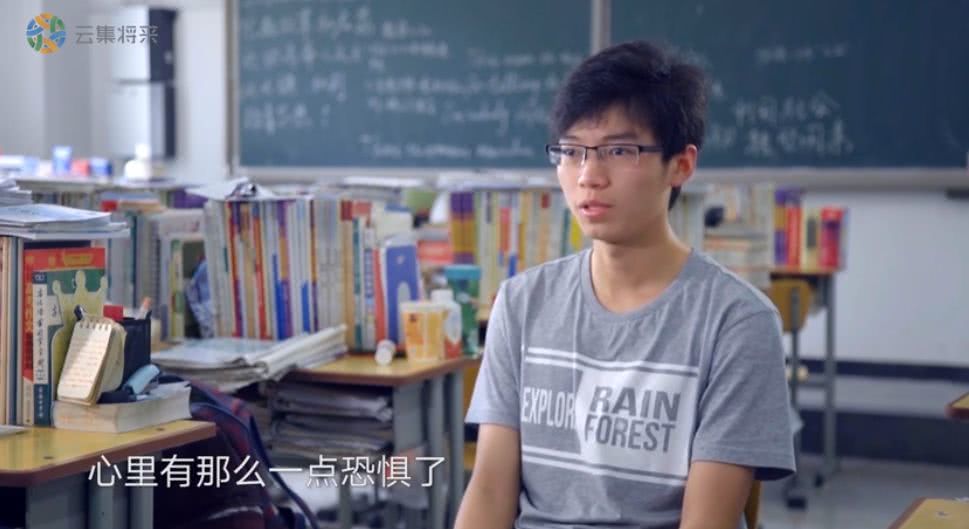 “你见过凌晨四点的哈佛吗？”中国学生拼起命来，连觉都不用睡