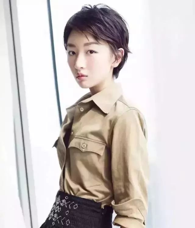 同样的短发发型,为什么有的好看有的丑?原因在.