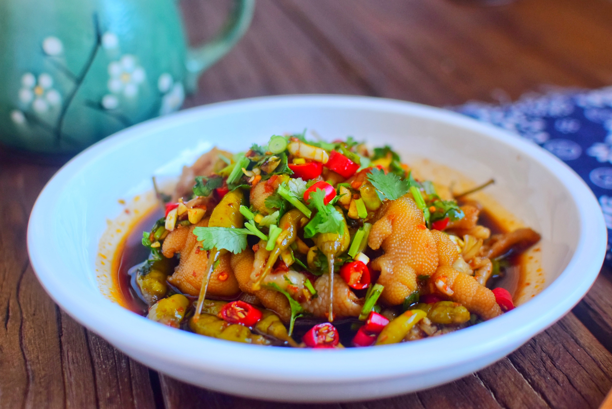 如何制作泡辣椒酸 53c56d7e804c463a8c1cd3bce6611e6c.jpeg