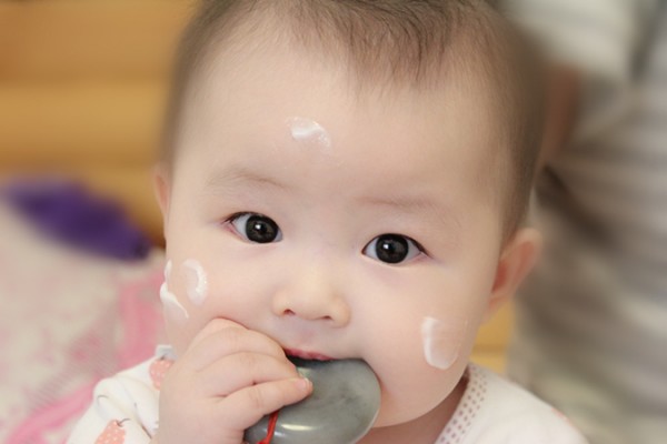 怎么拥有婴儿肌肤 642d59939c54458c8942fadbbe7d3d5f.jpeg
