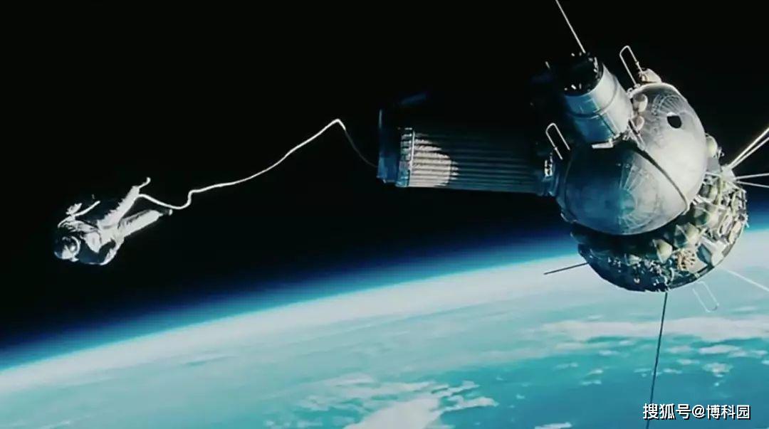 致敬:太空行走第一人列昂诺夫逝世