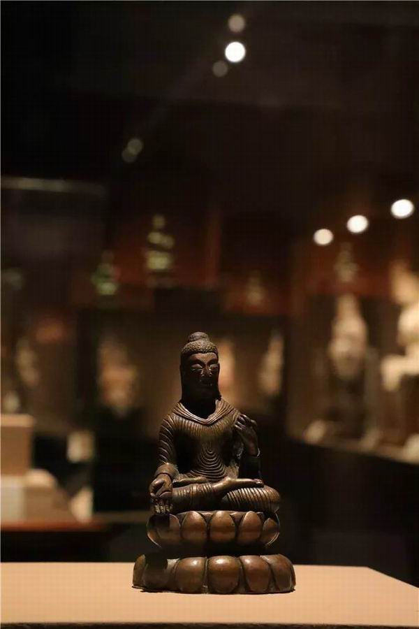 国博“古代佛造像展”增加近两百展品，昨起重新对外展出