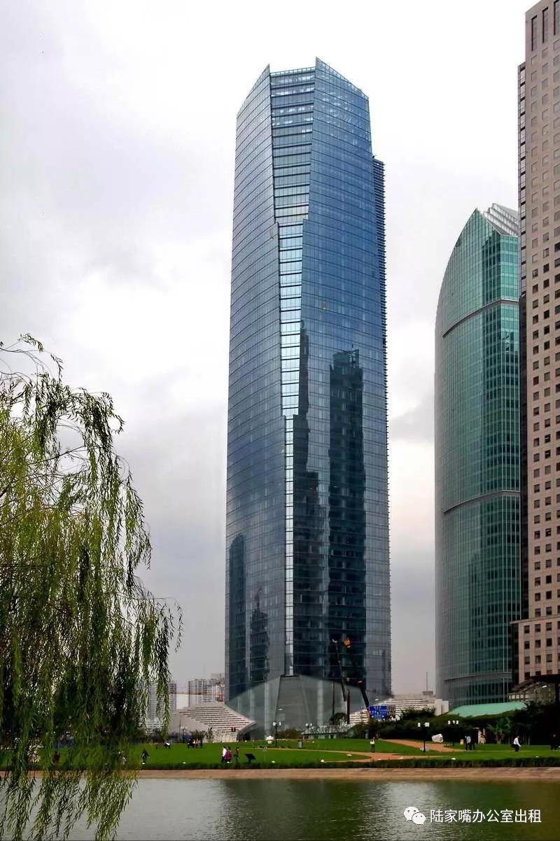 上海时代金融中心大厦上海时代金融中心地处成熟的陆家嘴北区.