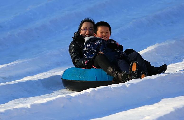 这个冬天一定不能错过的"冰雪奇缘"!_嘉年华