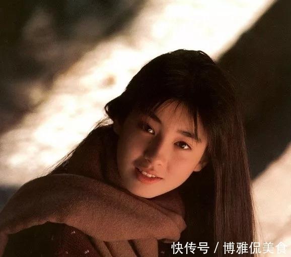 什么样的女人是人间绝色 d45c96cb1875480385c99d7b2a6c110d.jpeg