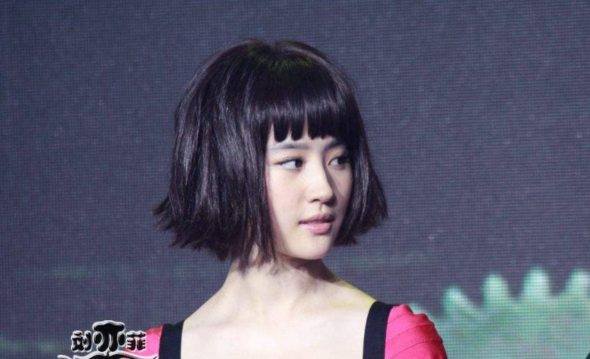 丢掉长发的刘亦菲"翻车了"!年龄感大增,网友:还我神仙姐姐
