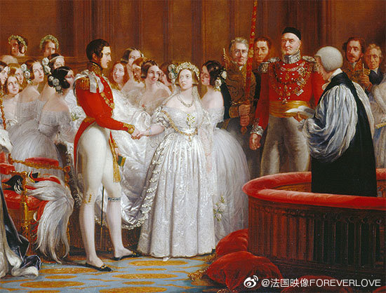 摩登日记丨白色婚纱，专属于新娘的礼服_婚礼