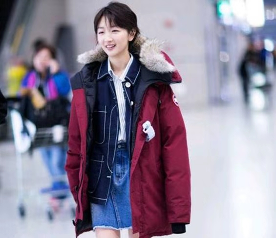 同款毛衣羽绒服 2598482404734cd6a8e368fe1f91bc3e.jpeg