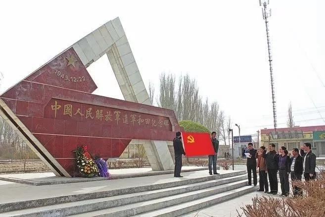 西方媒体不敢正视的新疆反恐纪录片，背后到底还有多少鲜血？