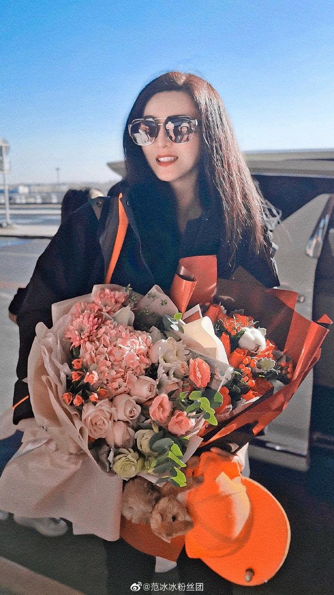 范冰冰近期高清美照 2da3cd3e58e94caf970cf5dcef7b948d.jpeg