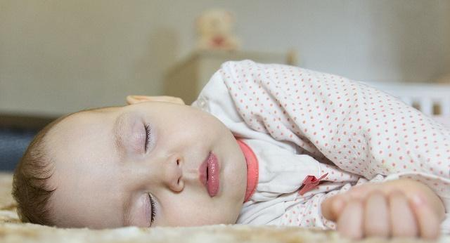 如何改变宝宝的入睡习惯 612a680401054d318b277f1fe41bfc73.png