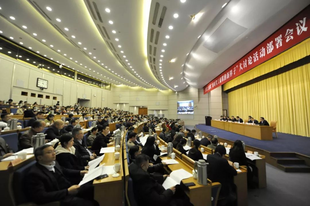什么叫工商业 9cb89e6a4ce54764aebda71902f44f6d.jpeg