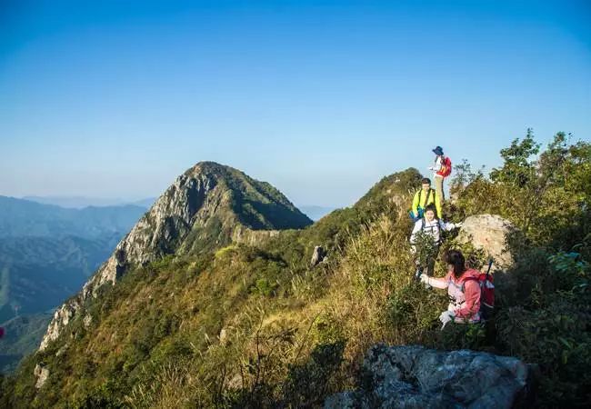12月14日晚-15日【广东k2】千万年陨石坑 广东第一险峰韶关龙斗峰