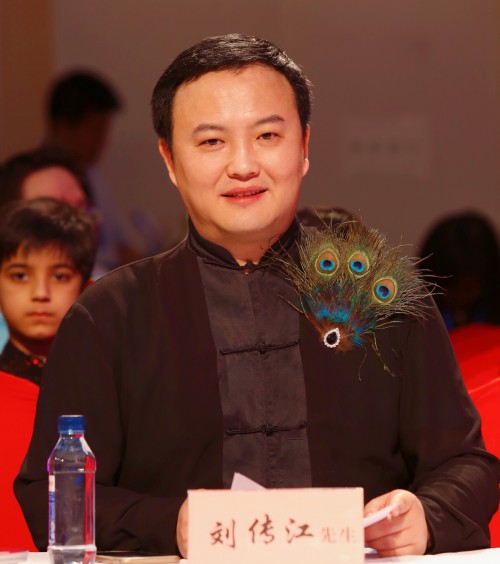 中国选美第一人刘传江先生再次担任评委团团长"国之交在于民相亲,民之