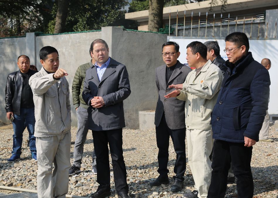 抓好回头看力促向前走丨省生态环境厅副厅长张培国一行赴遂昌开展环保