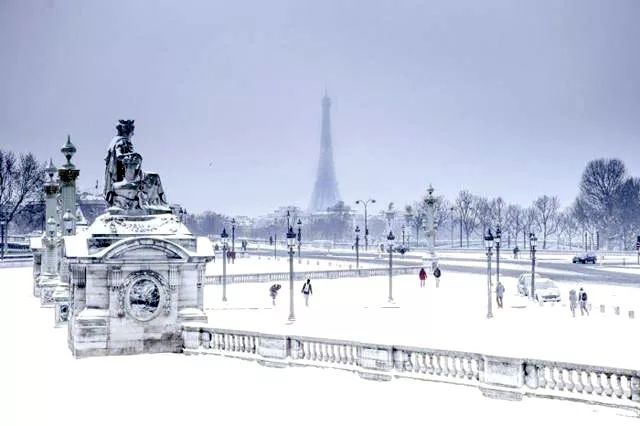 巴黎雪景