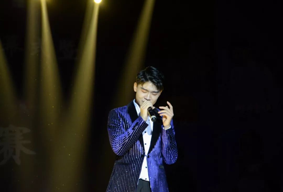 歌手大赛 | 请你为我,再将双手舞动