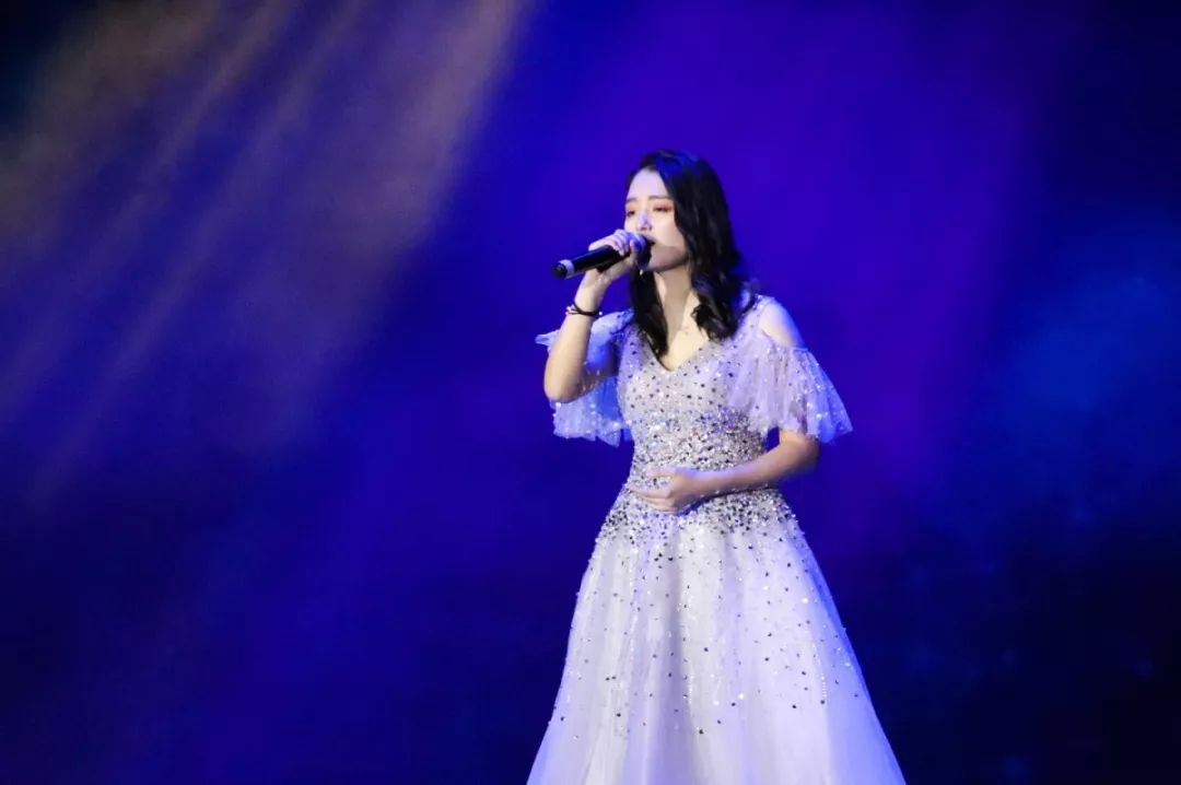 歌手大赛 | 请你为我,再将双手舞动