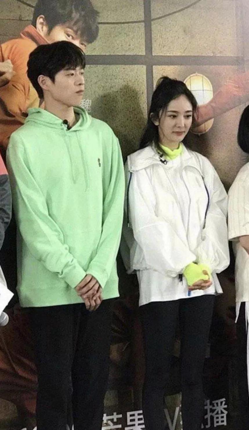 杨幂魏大勋疑戴同顶帽子男方被套话也不否认恋情杨幂离婚后真搞起姐弟