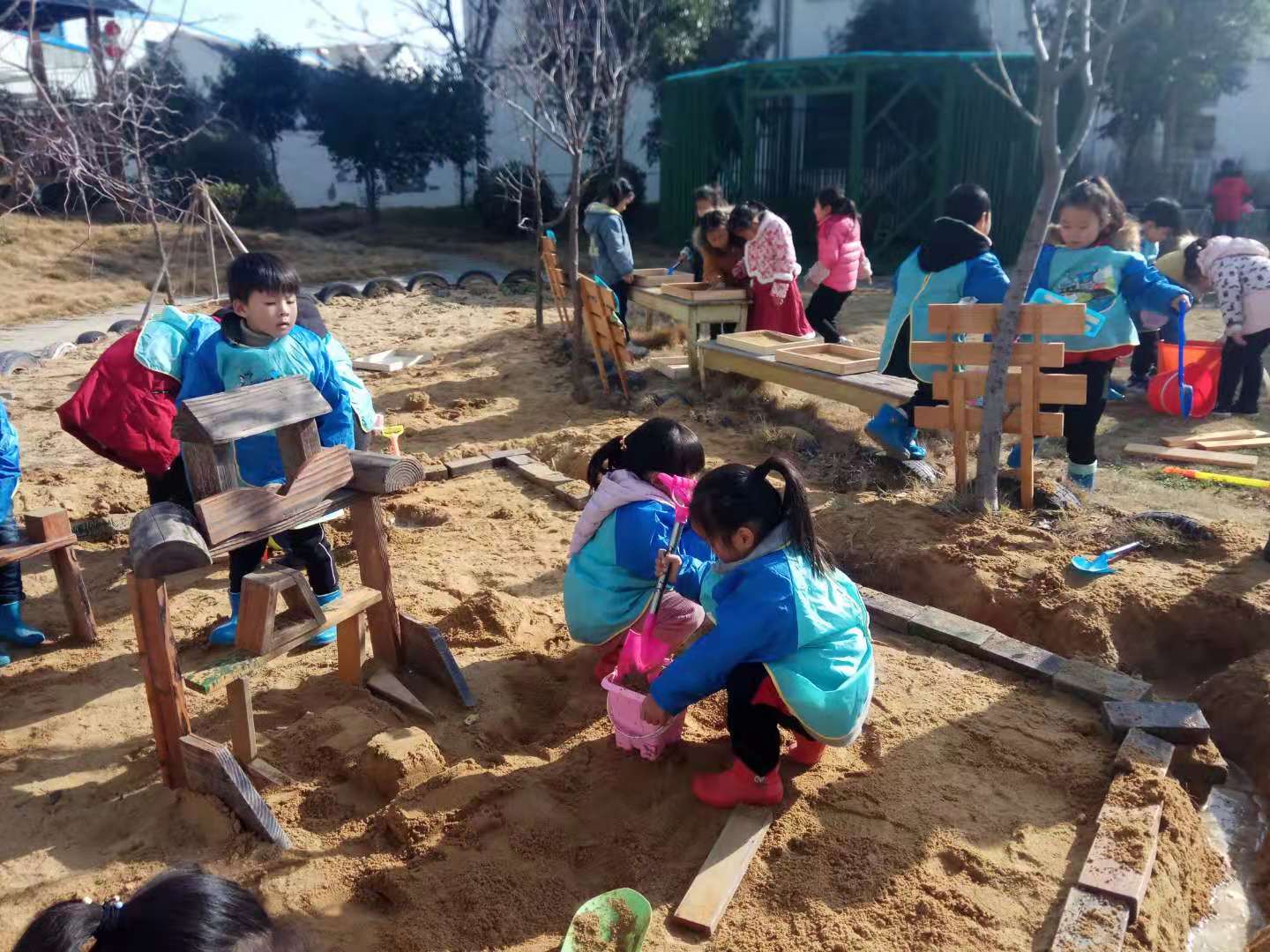 浙江杭州儿童游乐设备定制安吉幼儿园户外爬网厂家 - 知乎