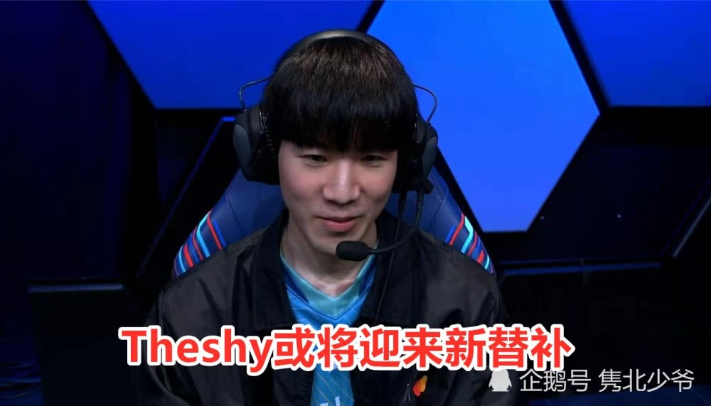 jackeylove的声音也是出现在了ig战队基地,jackeylove先是和丁波教练