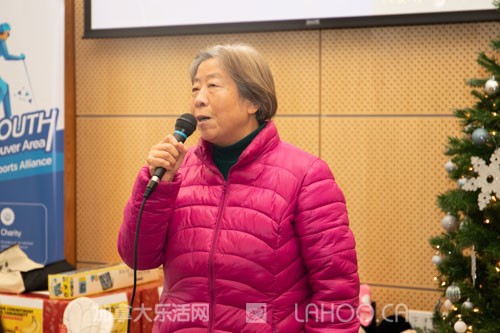 死人借活人口说话_死人花圈图片(2)