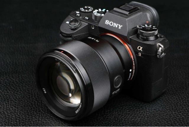 什么人用索尼相机 faa0c22cbc1a4798aa37a3c116d93a31.jpeg